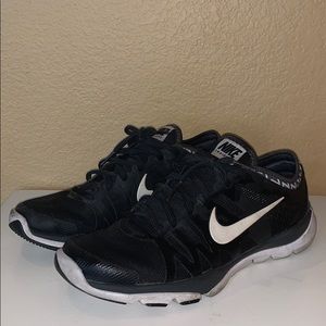 Nike Shoes Size 8 Black